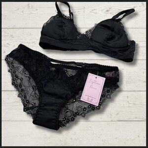 Empress Mimi Madame Noire Full Set Size Large - NWT